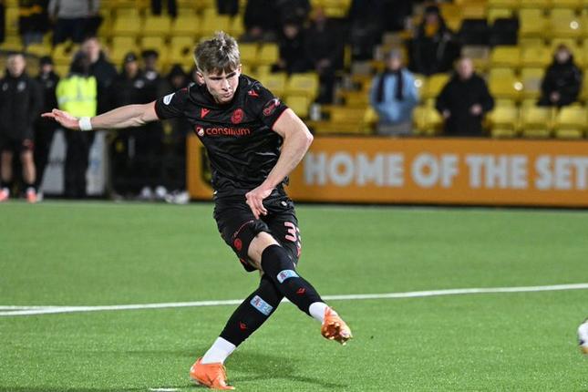 阿森纳26.5万英镑+附加条款,报价圣米伦18岁前锋埃文-穆尼